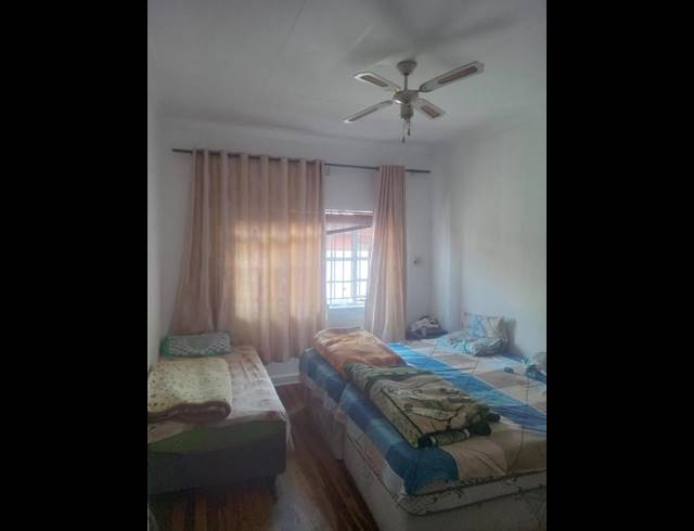 5 BEDROOM HOUSE FOR SALE IN MAYFAIR